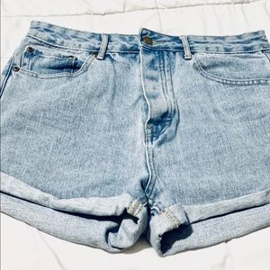 High waist short jeans